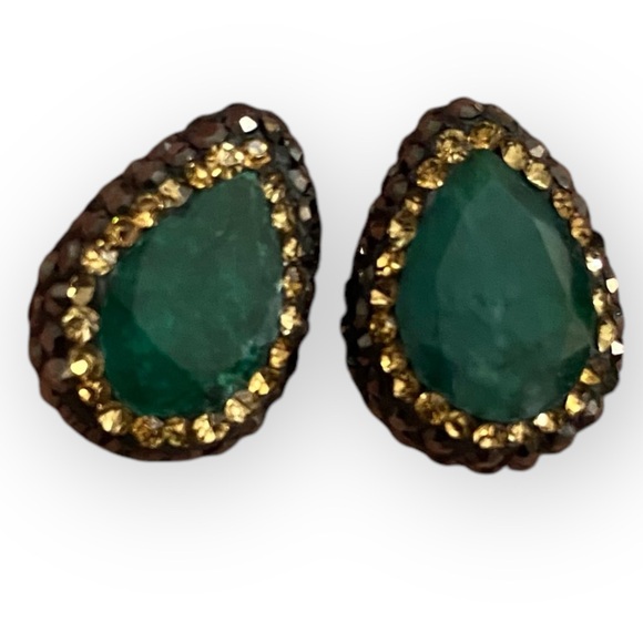 Jewelry - 181 Sunaina Emerald Studs